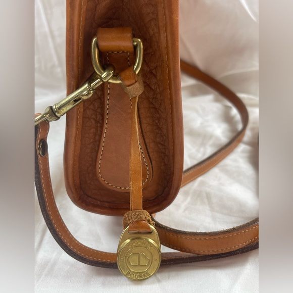 Vintage Dooney & Bourke All Weather Brown Leather Crossbody Bag - Picture 5 of 14
